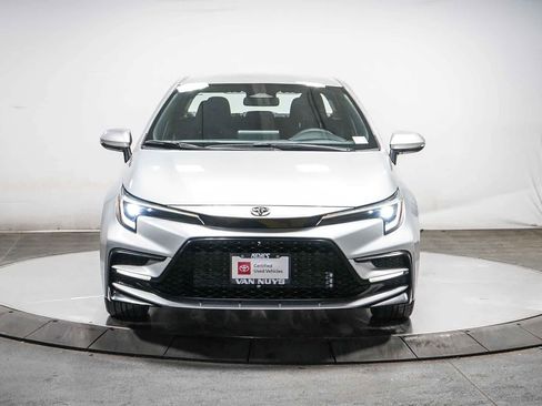 Certified 2024 Toyota Corolla SE FWD image 4
