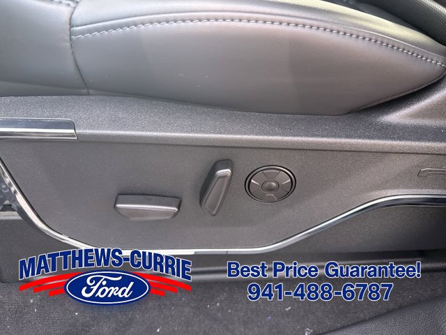 New 2026 Ford F250 Platinum w/ FX4 Off-Road Package AWD/4WD image 11