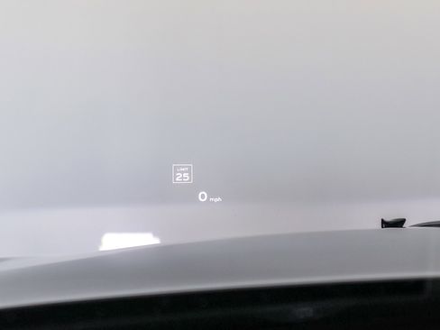 Used 2022 Bentley Flying Spur V8 image 39