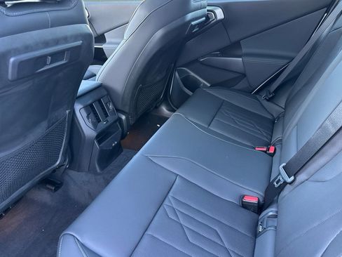 Used 2026 BMW X3 xDrive30 w/ Premium Package image 21