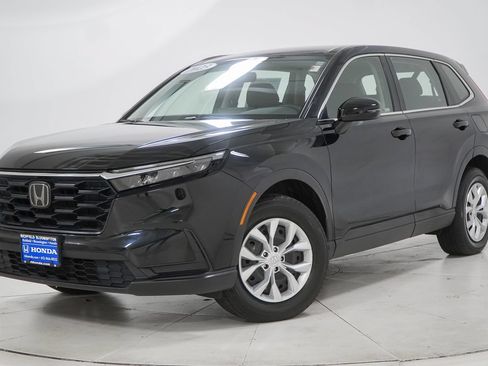 Used 2023 Honda CR-V LX image 1