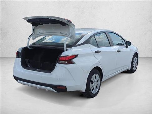 Used 2025 Nissan Versa S w/ Trunk Package FWD image 8
