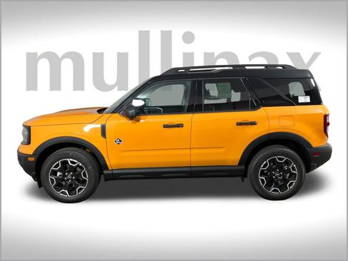 New 2026 Ford Bronco Sport Outer Banks w/ Outer Banks Tech Package+ AWD/4WD image 9
