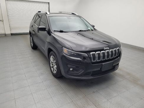 Used 2019 Jeep Cherokee Latitude Plus FWD image 13