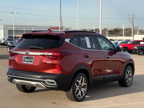 Used 2021 Kia Seltos S image 7