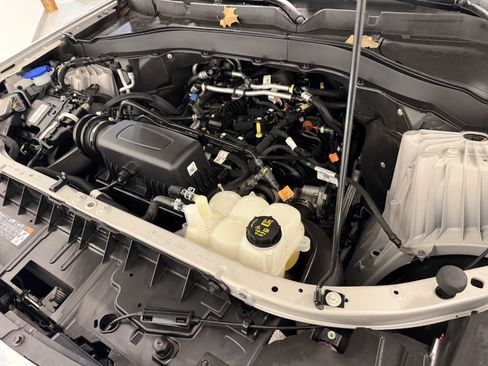 Used 2023 Ford Explorer XLT w/ Equipment Group 202A image 34