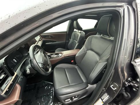 Used 2024 Toyota Crown w/ Advanced Technology Package AWD/4WD image 14