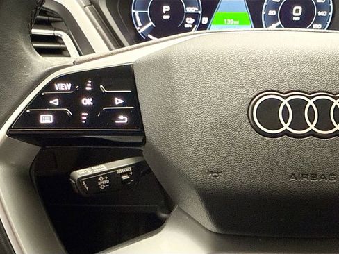 Used 2023 Audi Q4 e-tron Premium Plus w/ Premium Plus image 11