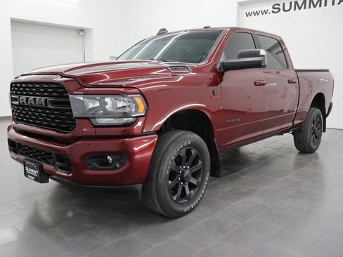 Used 2022 RAM 2500 Big Horn w/ Night Edition AWD/4WD image 7