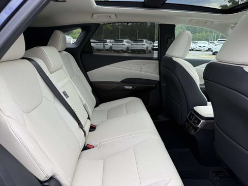Used 2024 Lexus RX 350 AWD w/ Convenience Package image 17