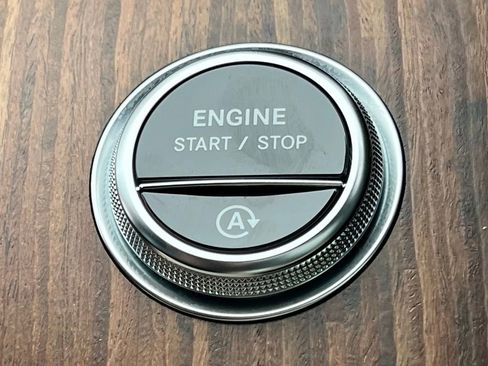 Certified 2023 Mercedes-Benz C 300 4MATIC Sedan image 11