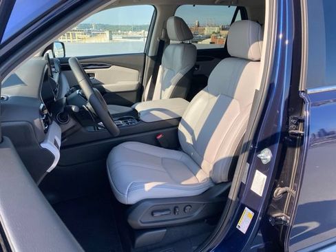 Certified 2025 Honda Pilot EX-L image 23