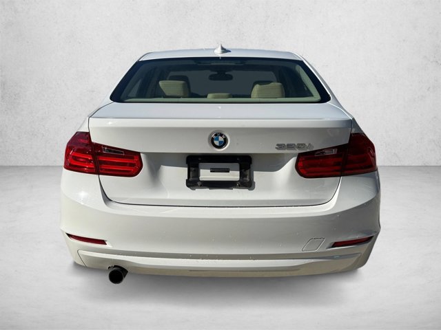 Used 2014 BMW 320i Sedan RWD image 6