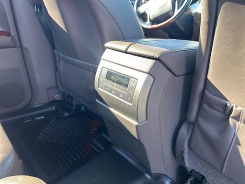 Used 2010 Lexus GX 460 image 17