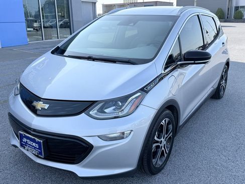Used 2017 Chevrolet Bolt Premier w/ Driver Confidence II Package FWD image 1