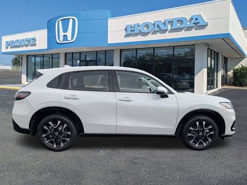 New 2027 Honda HR-V EX-L image 3
