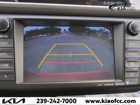 Used 2018 Toyota RAV4 Limited image 22