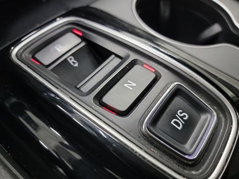 Used 2025 Honda Pilot EX-L image 26