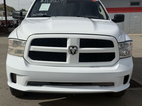 Used 2018 RAM 1500 Express AWD/4WD image 22