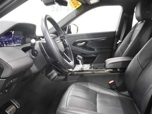 Used 2022 Land Rover Range Rover Evoque R-Dynamic S image 12
