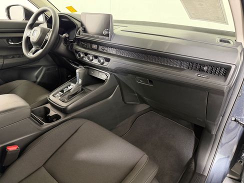 Used 2025 Honda CR-V LX image 25