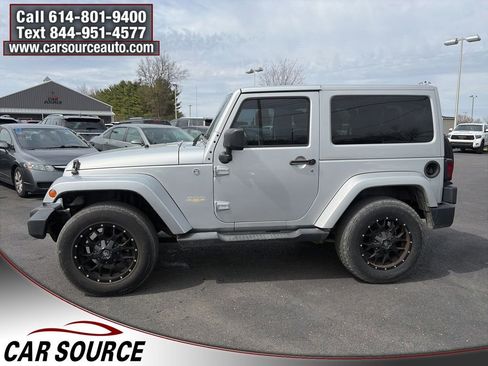 Used 2012 Jeep Wrangler Sahara w/ Trailer Tow Group image 9