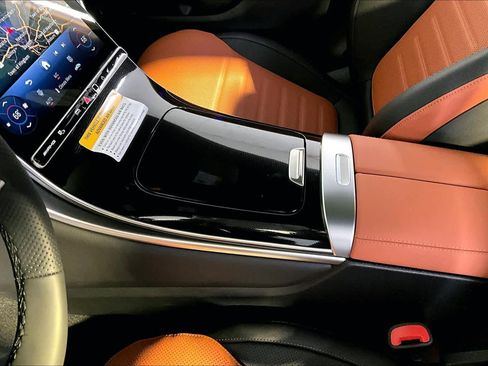 New 2026 Mercedes-Benz GLC 43 AMG 4MATIC image 10