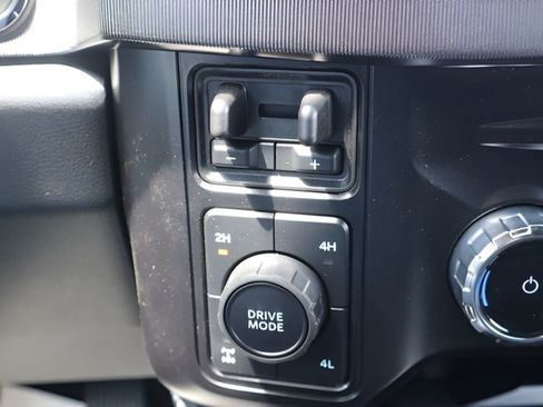 New 2026 Ford F250 Platinum AWD/4WD image 25