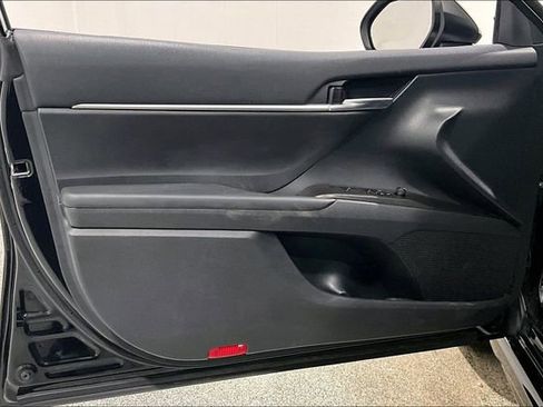 Used 2024 Toyota Camry SE image 21