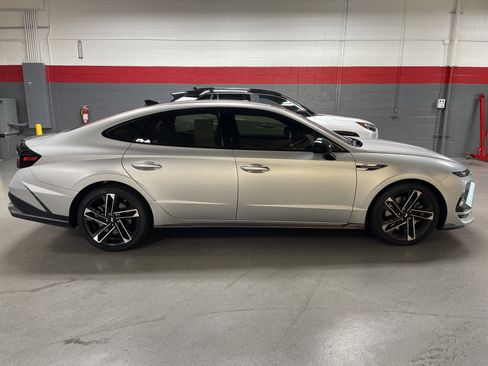 Used 2024 Hyundai Sonata N Line FWD image 8