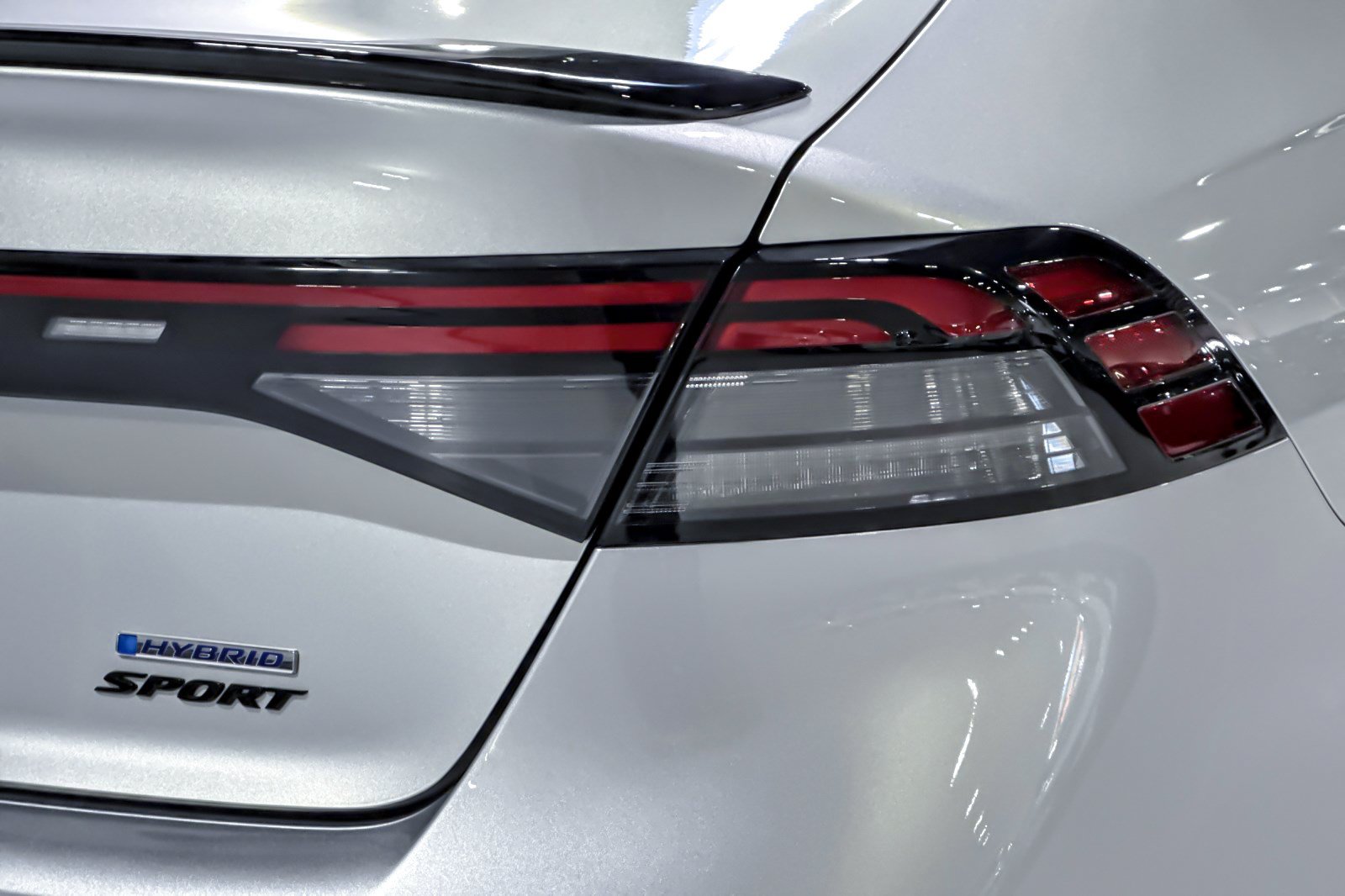Used 2024 Honda Accord Sport image 27