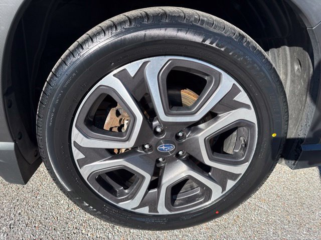 Used 2023 Subaru Ascent Limited AWD/4WD image 9
