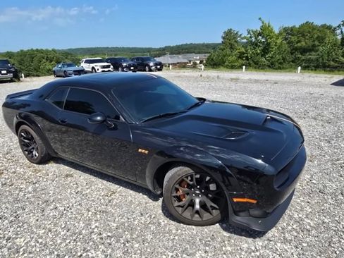 Used 2022 Dodge Challenger R/T Scat Pack RWD image 2