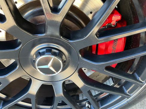 Used 2017 Mercedes-Benz C 63 AMG S image 39