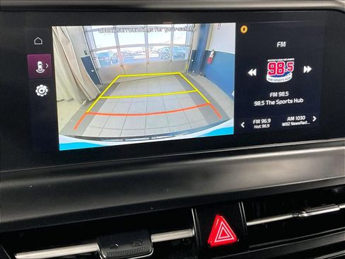 Used 2025 Kia Seltos S image 19