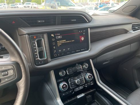 Used 2022 GMC Yukon Denali AWD/4WD image 22