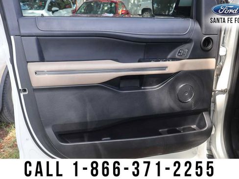 Used 2024 Ford Expedition XLT RWD image 10