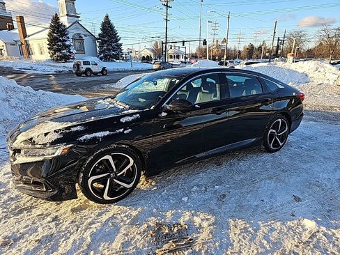 Used 2022 Honda Accord Sport image 8