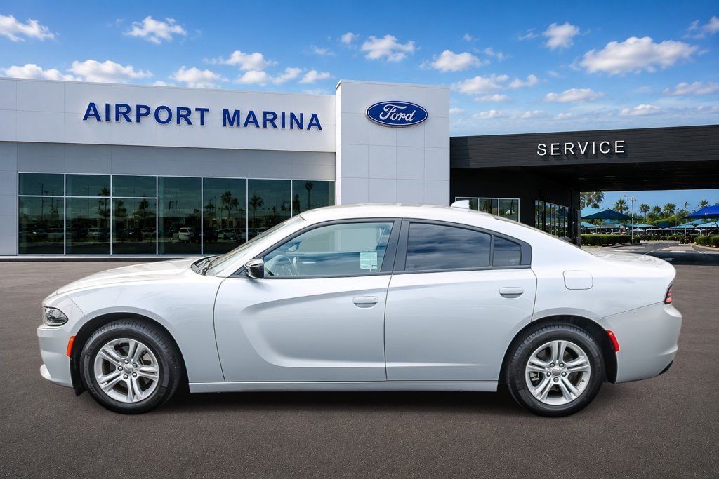 Used 2023 Dodge Charger SXT RWD image 5