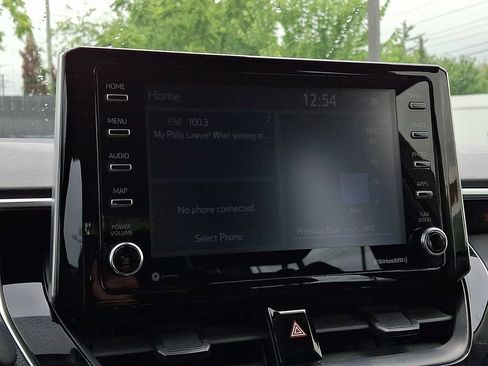Certified 2021 Toyota Corolla LE FWD image 19