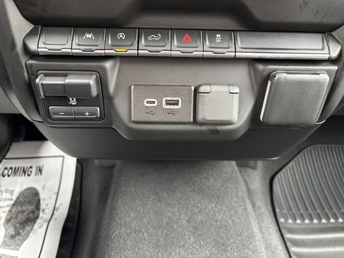 Used 2023 Chevrolet Silverado 1500 Custom w/ Rally Edition image 19