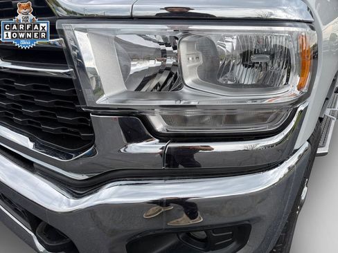 Used 2024 RAM 2500 Big Horn AWD/4WD image 22