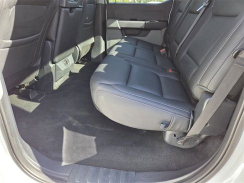 Used 2025 Ford F250 XLT image 19