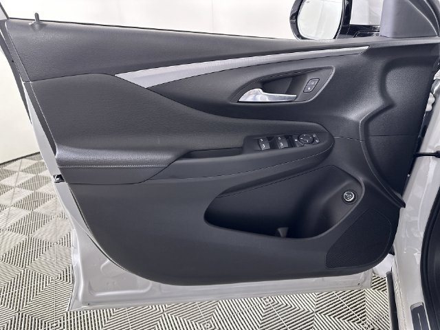 Used 2024 Buick Envista Avenir FWD image 23
