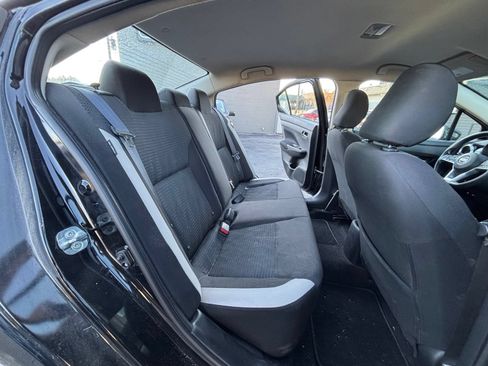 Used 2021 Nissan Versa SV FWD image 13