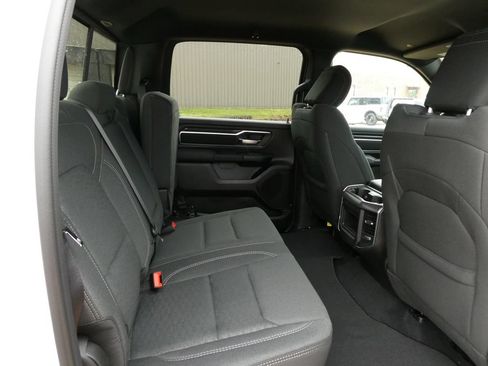 New 2026 RAM 1500 Big Horn AWD/4WD image 13
