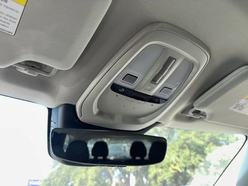 New 2026 Volvo XC90 B5 Plus image 25