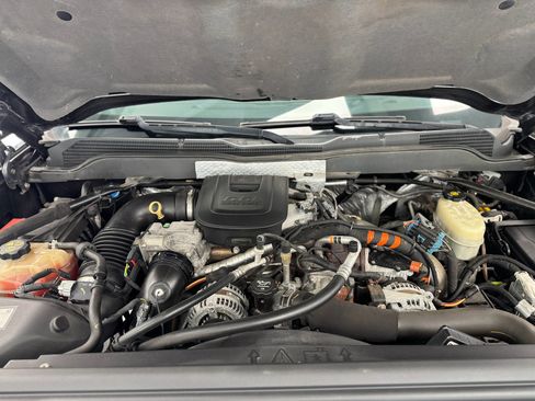Used 2015 Chevrolet Silverado 2500 LTZ w/ Duramax Plus Package AWD/4WD image 33