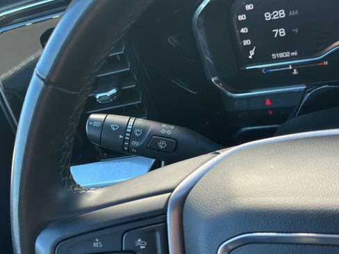 Used 2024 GMC Sierra 1500 SLT AWD/4WD image 13