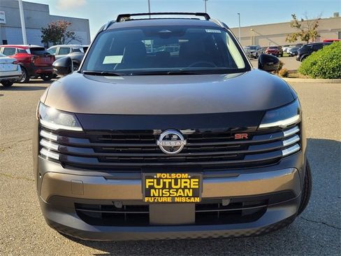 New 2026 Nissan Kicks SR image 3